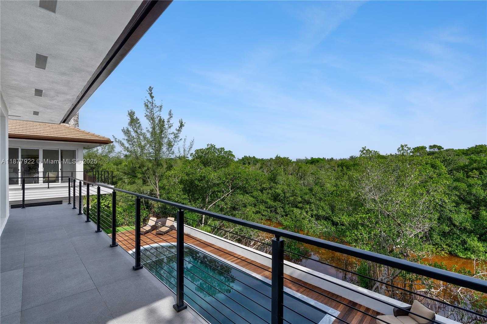 Small Image of 325 CAMPANA AVE, Coral Gables Number 41