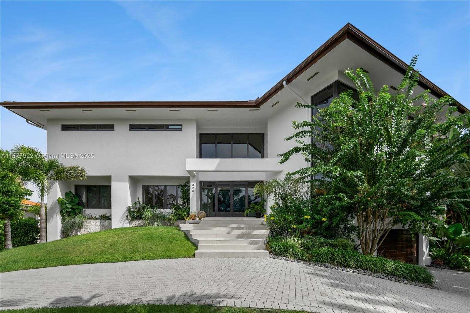 Small Image of 325 CAMPANA AVE, Coral Gables Number 42