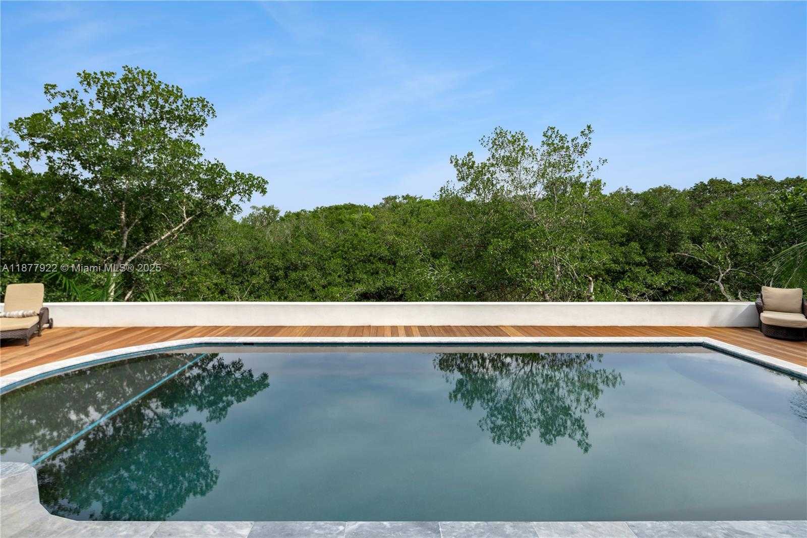 Small Image of 325 CAMPANA AVE, Coral Gables Number 47