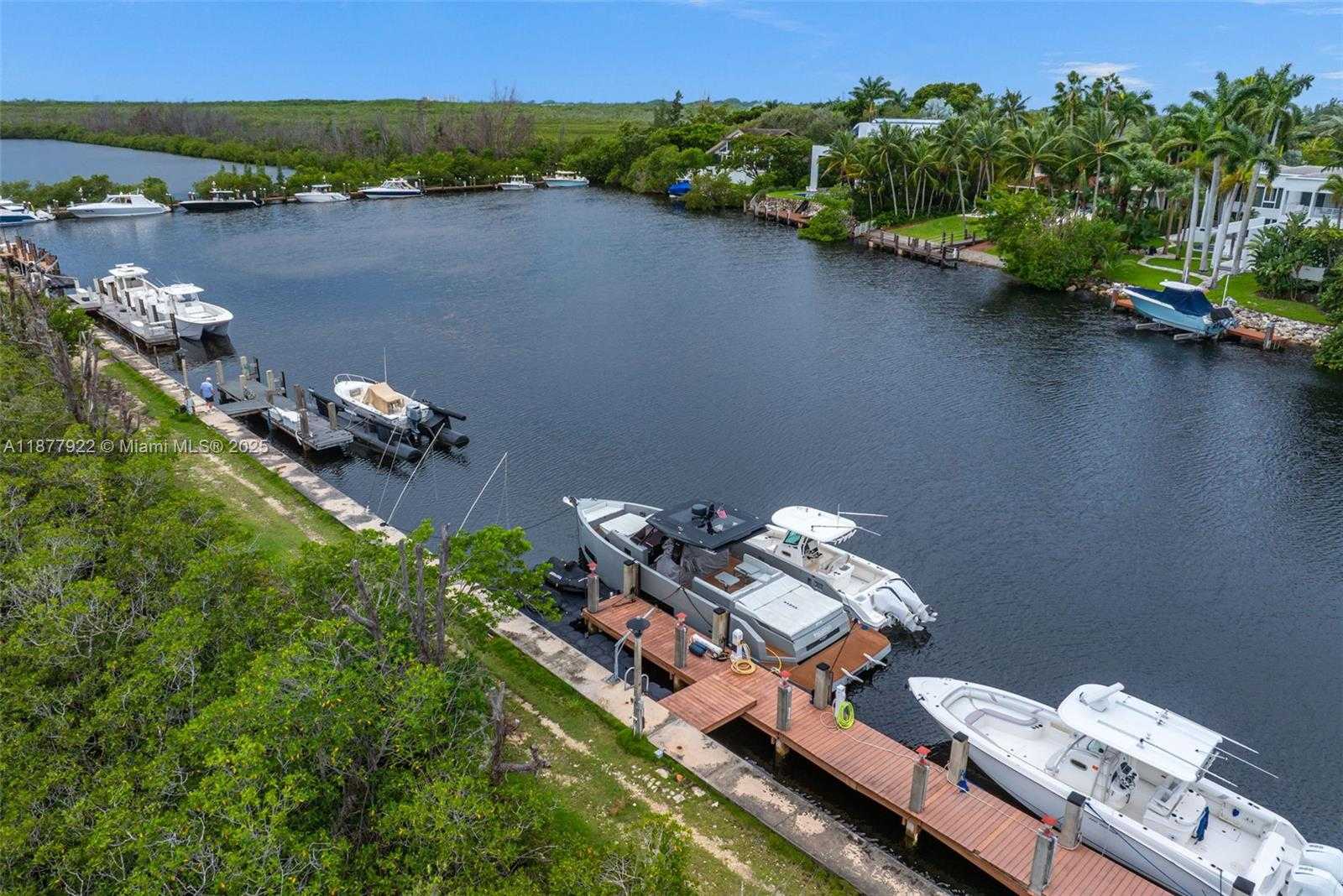 Small Image of 325 CAMPANA AVE, Coral Gables Number 58