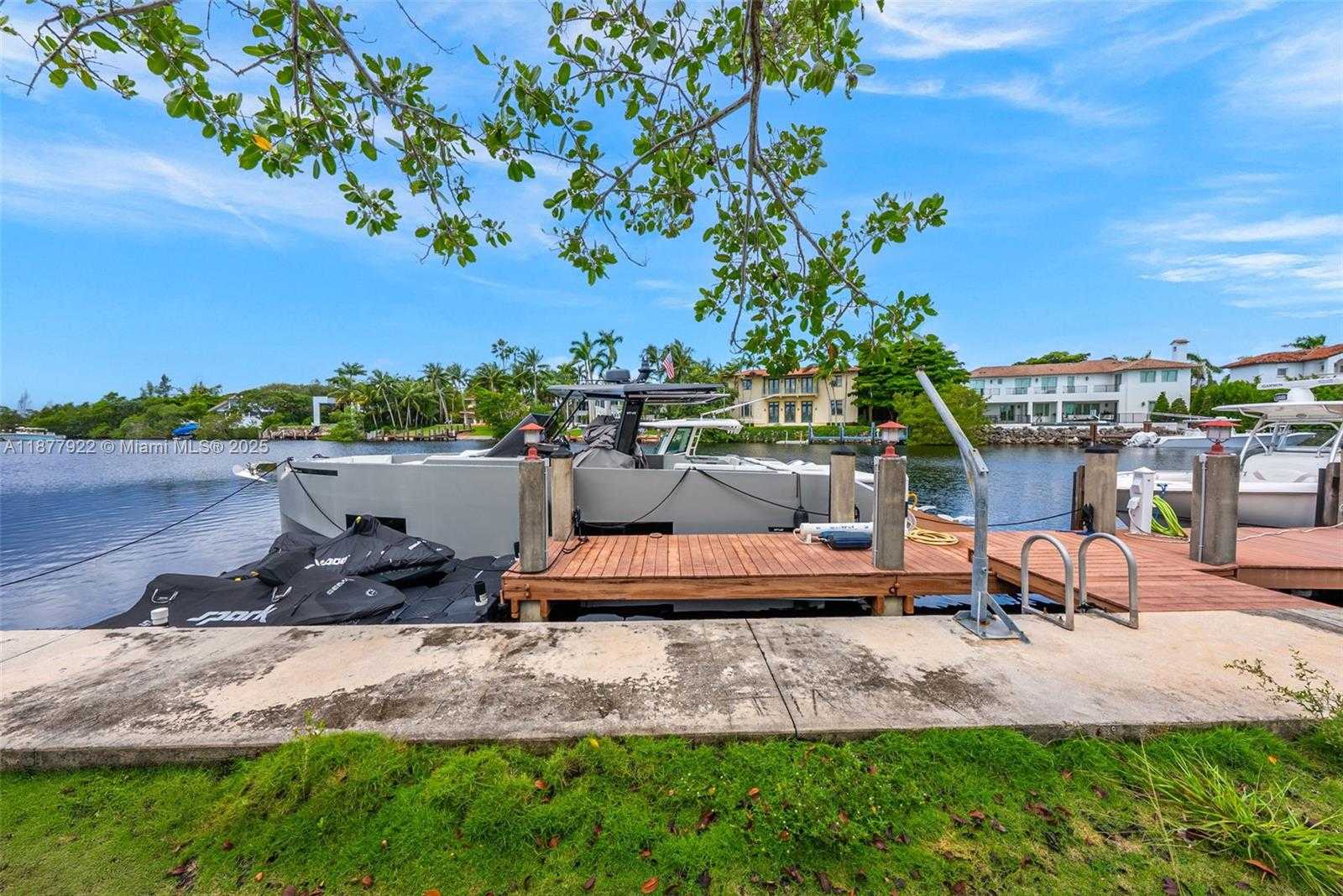 Small Image of 325 CAMPANA AVE, Coral Gables Number 63