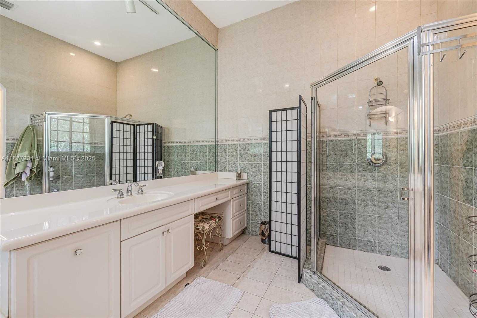 Small Image of 16002 SOUTH WEST 84TH CT, Palmetto Bay Number 27