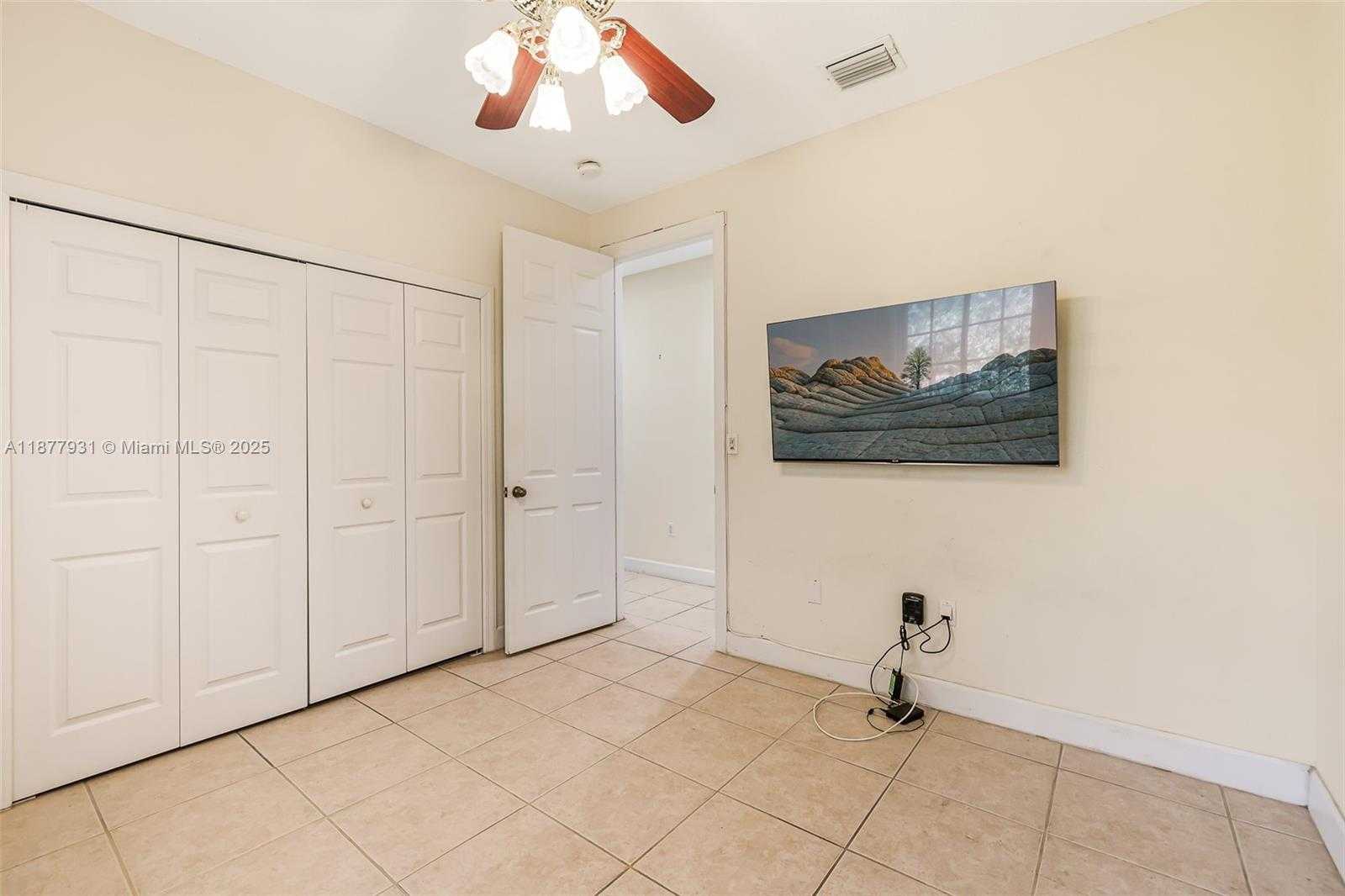 Small Image of 16002 SOUTH WEST 84TH CT, Palmetto Bay Number 33