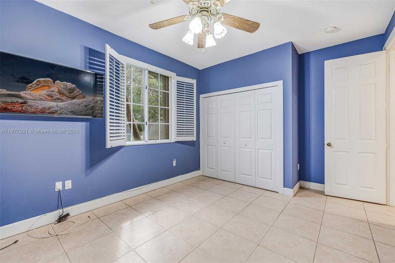 Small Image of 16002 SOUTH WEST 84TH CT, Palmetto Bay Number 36