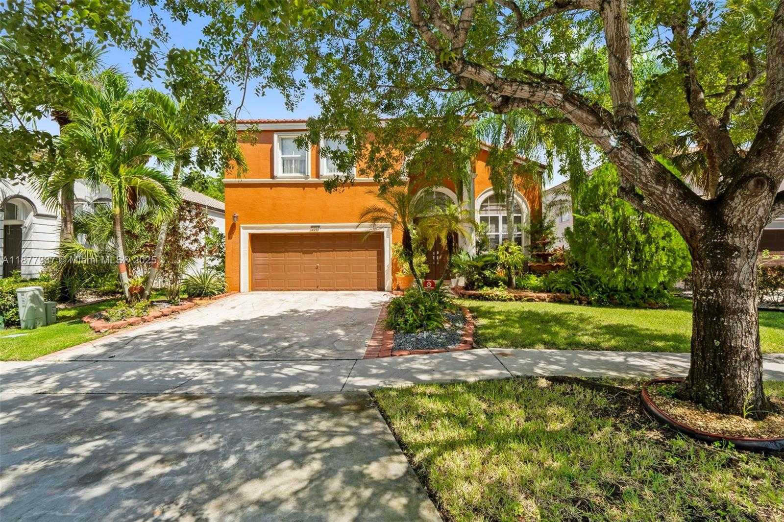 Small Image of 4957 SOUTH WEST 162ND AVE, Miramar Number 2