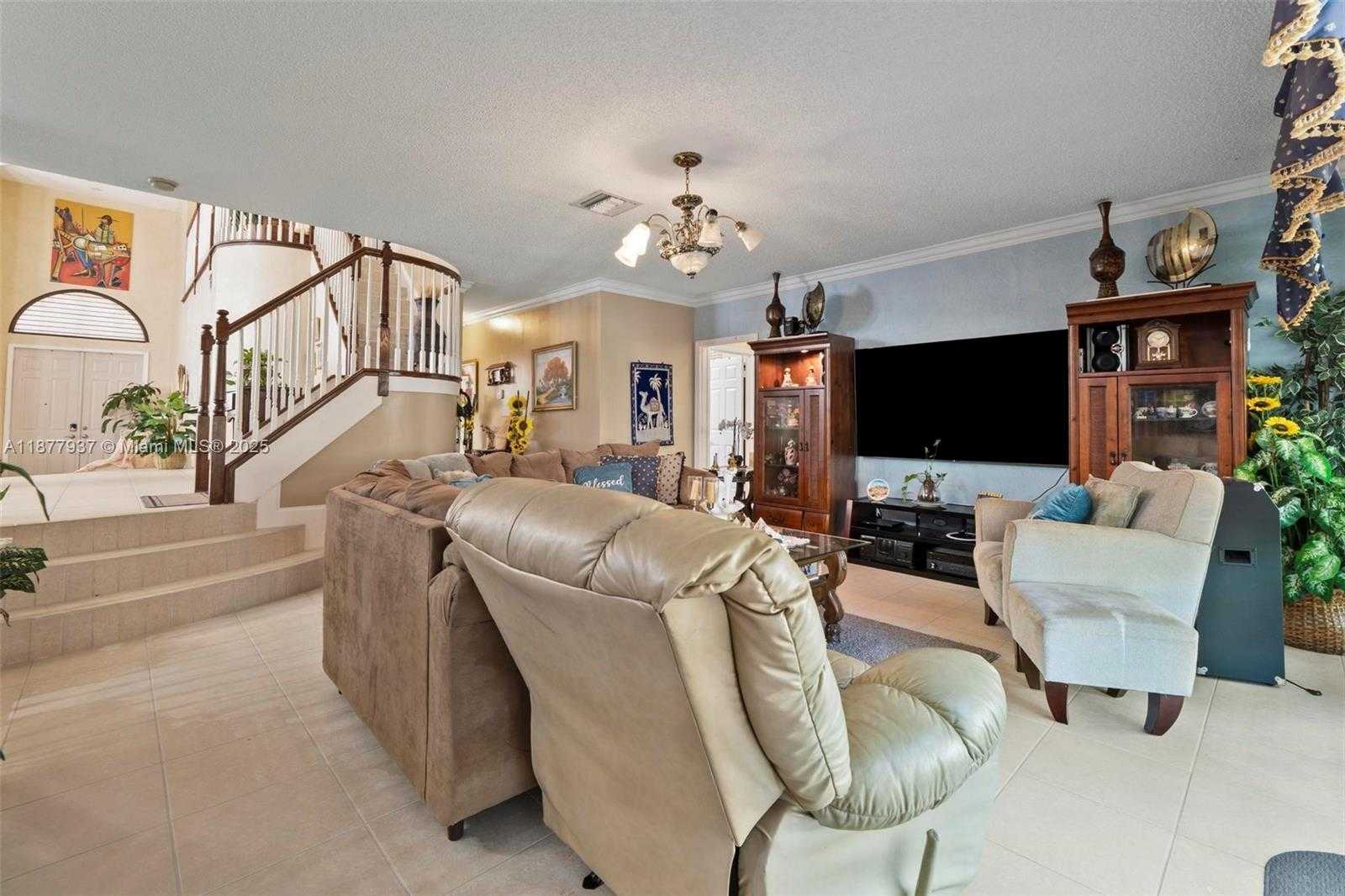 Small Image of 4957 SOUTH WEST 162ND AVE, Miramar Number 25