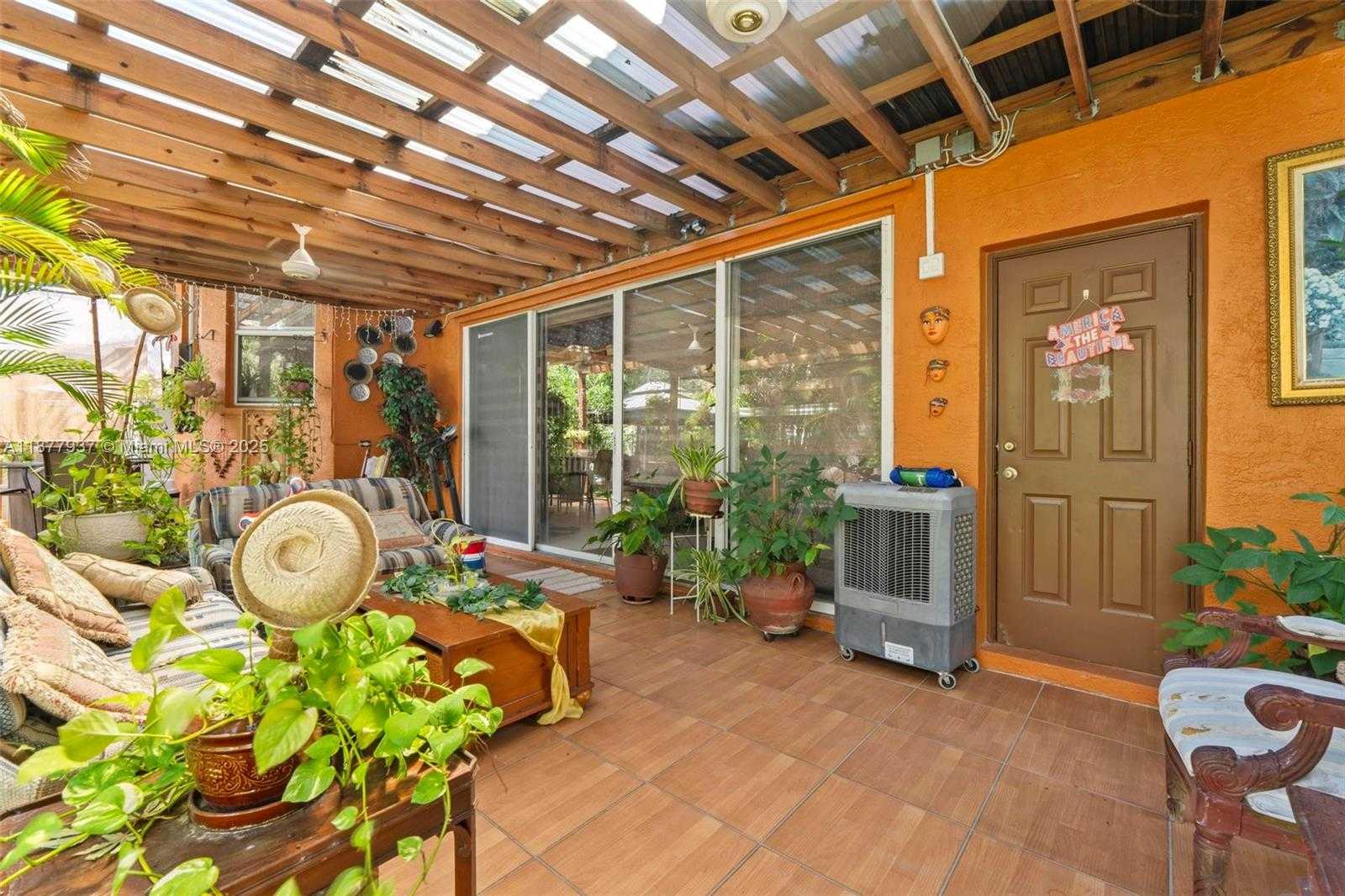 Small Image of 4957 SOUTH WEST 162ND AVE, Miramar Number 32