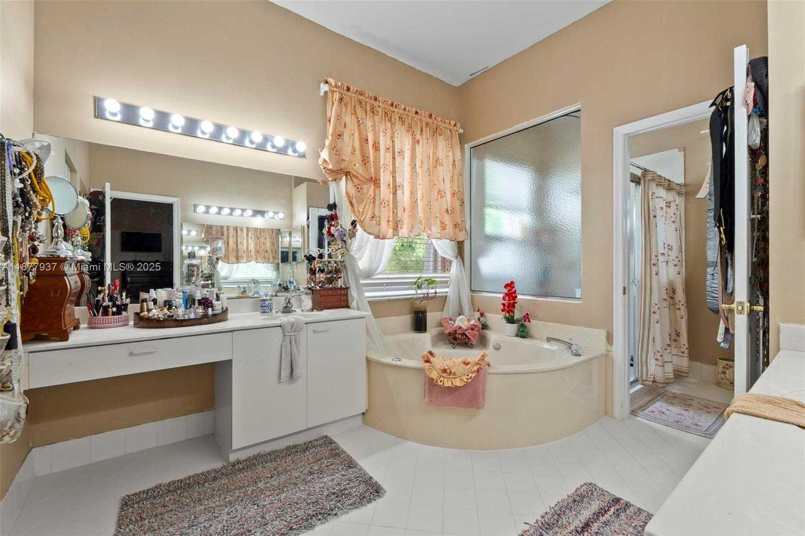 Small Image of 4957 SOUTH WEST 162ND AVE, Miramar Number 41