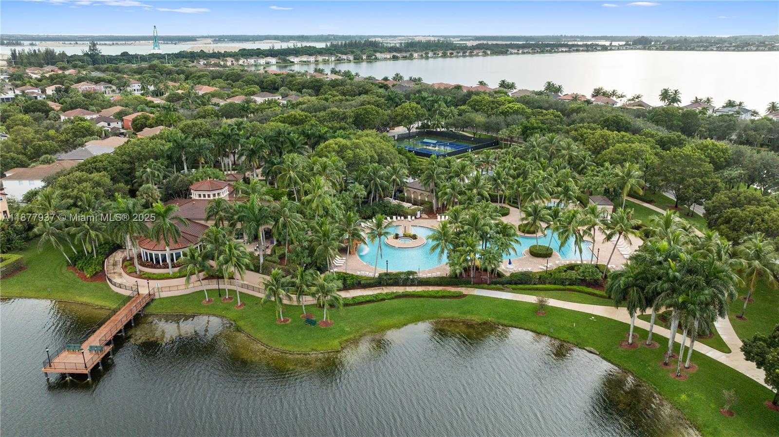 Small Image of 4957 SOUTH WEST 162ND AVE, Miramar Number 47