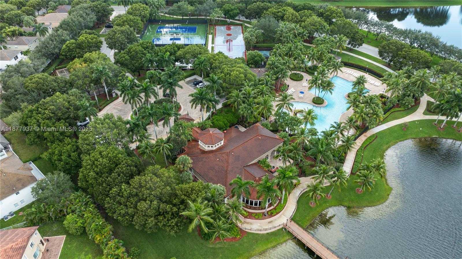 Small Image of 4957 SOUTH WEST 162ND AVE, Miramar Number 48