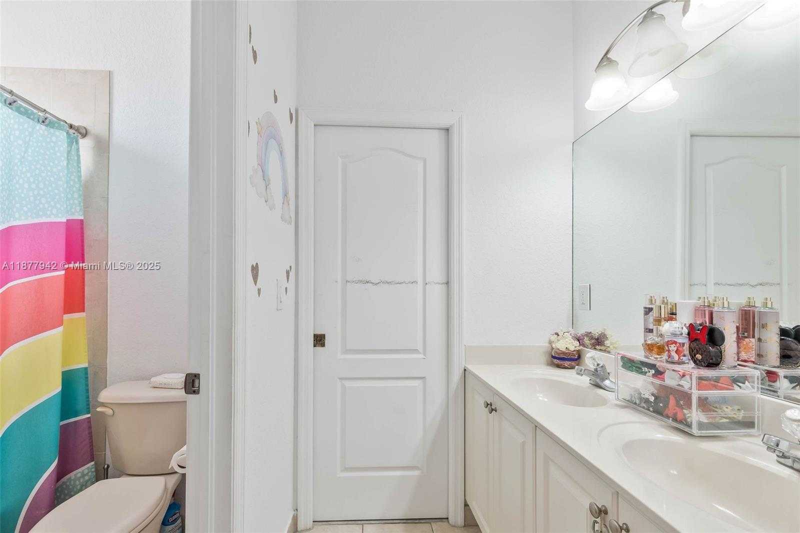 Small Image of 8720 NORTH WEST 109TH CT, Doral Number 16