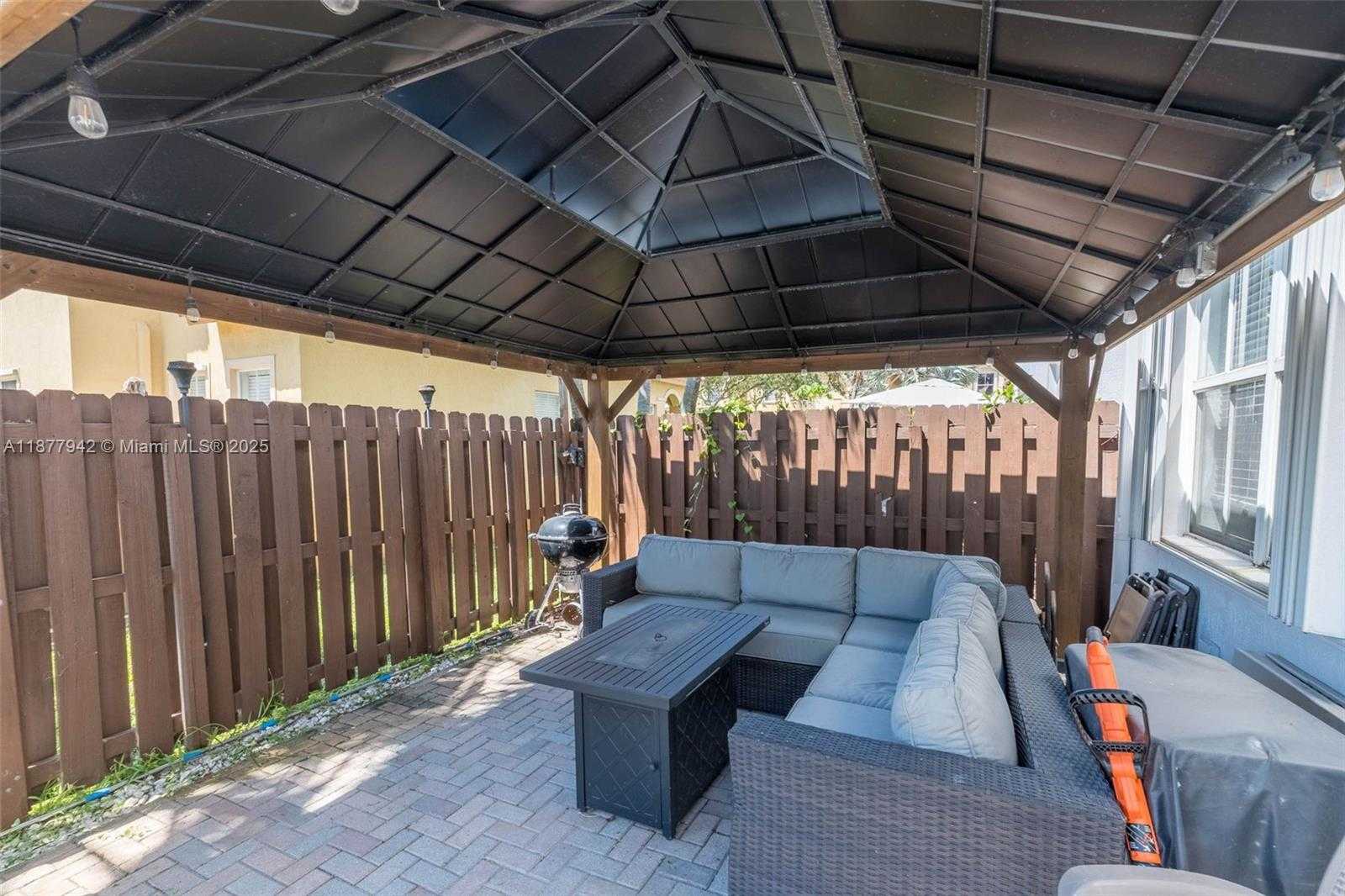 Small Image of 8720 NORTH WEST 109TH CT, Doral Number 23
