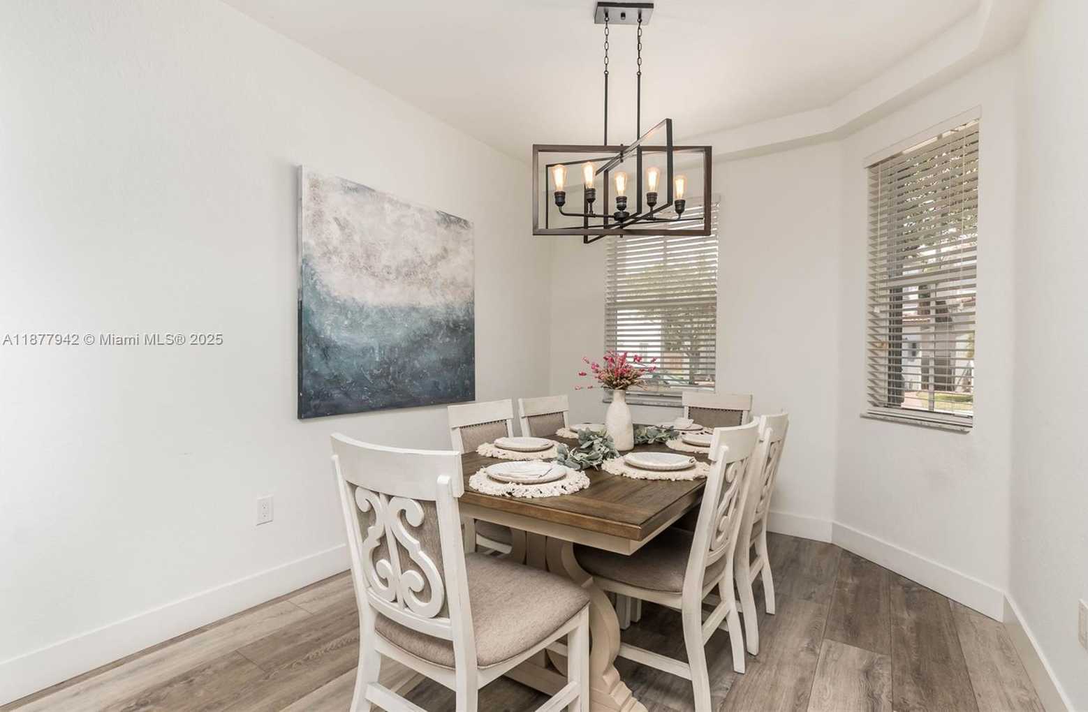 Small Image of 8720 NORTH WEST 109TH CT, Doral Number 4