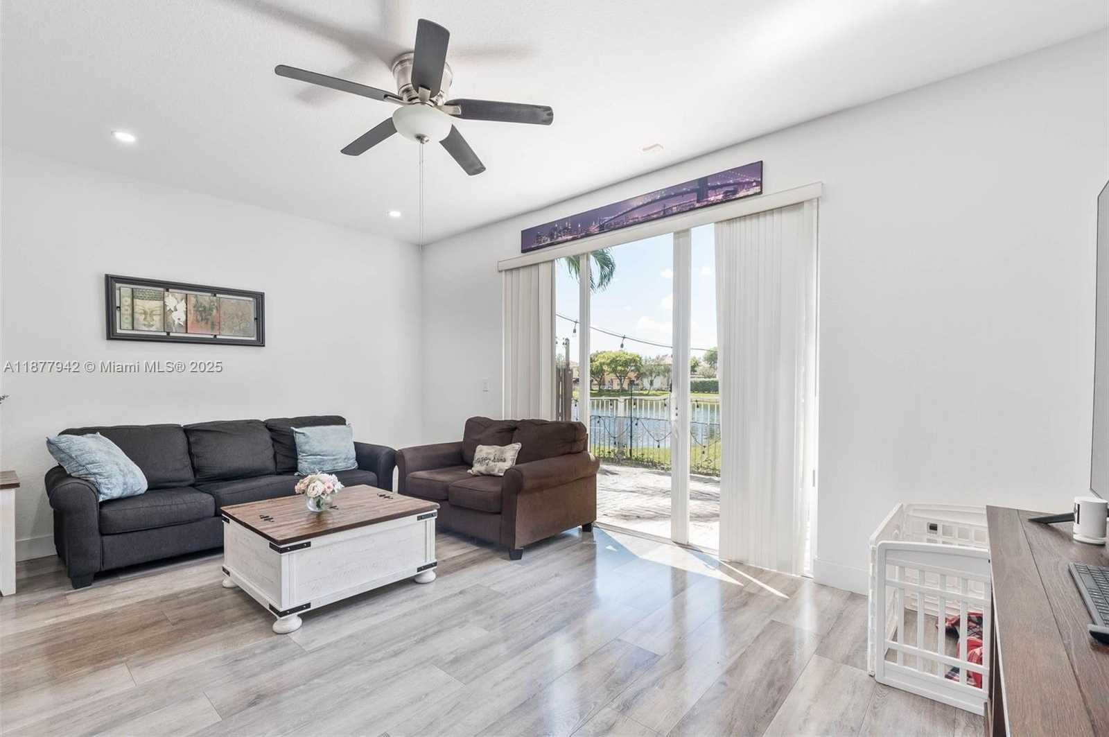 Small Image of 8720 NORTH WEST 109TH CT, Doral Number 9