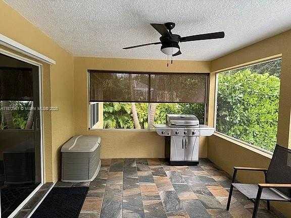 Small Image of 524 SOUTH WEST CRAWFISH DR, Port St. Lucie Number 11