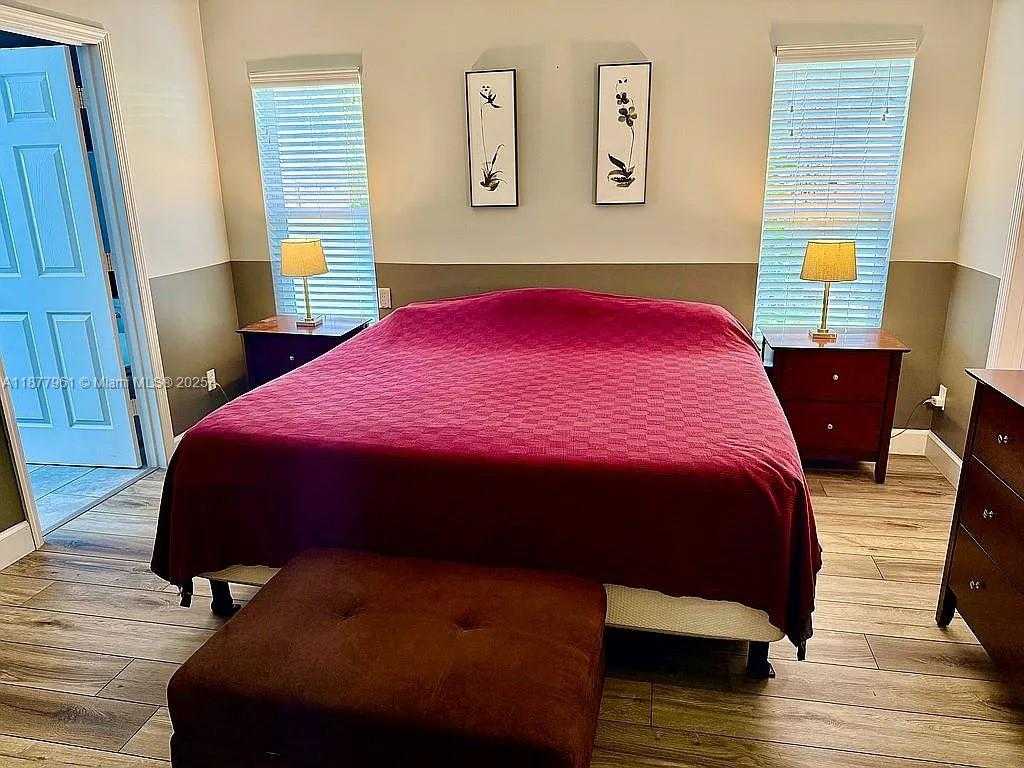 Small Image of 524 SOUTH WEST CRAWFISH DR, Port St. Lucie Number 15