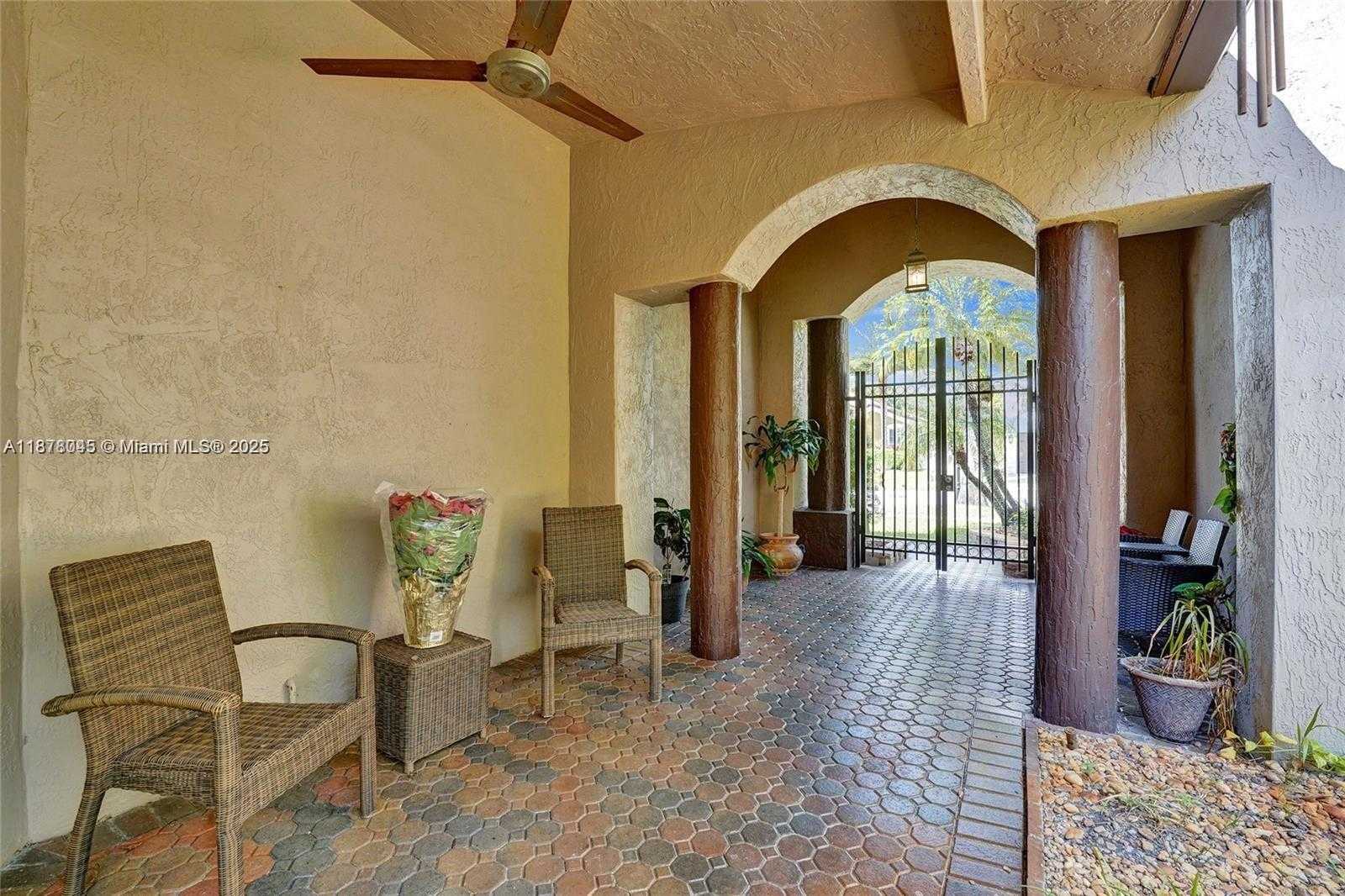 Small Image of 14520 SOUTH WEST 37TH ST, Miramar Number 10