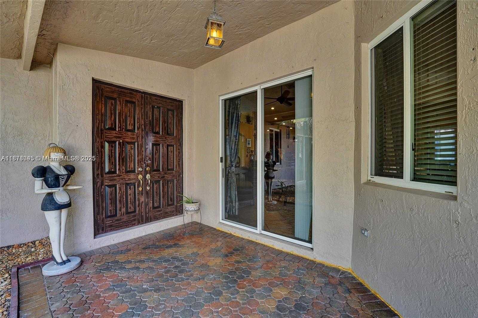 Small Image of 14520 SOUTH WEST 37TH ST, Miramar Number 14
