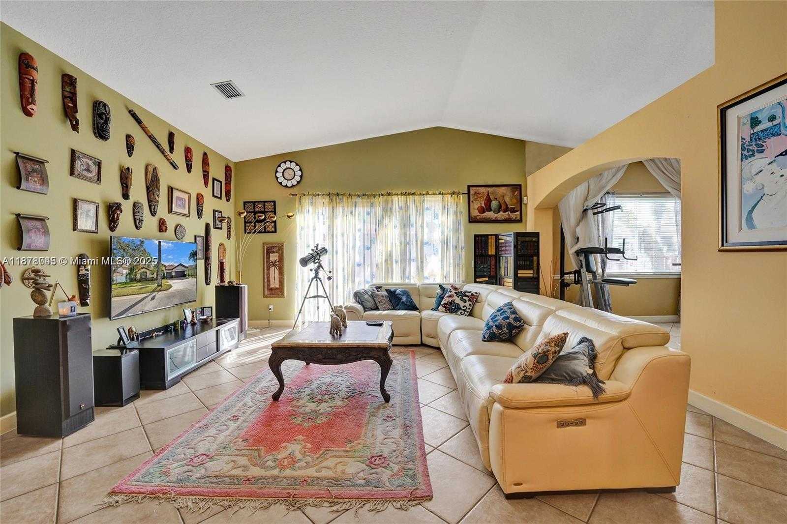 Small Image of 14520 SOUTH WEST 37TH ST, Miramar Number 18