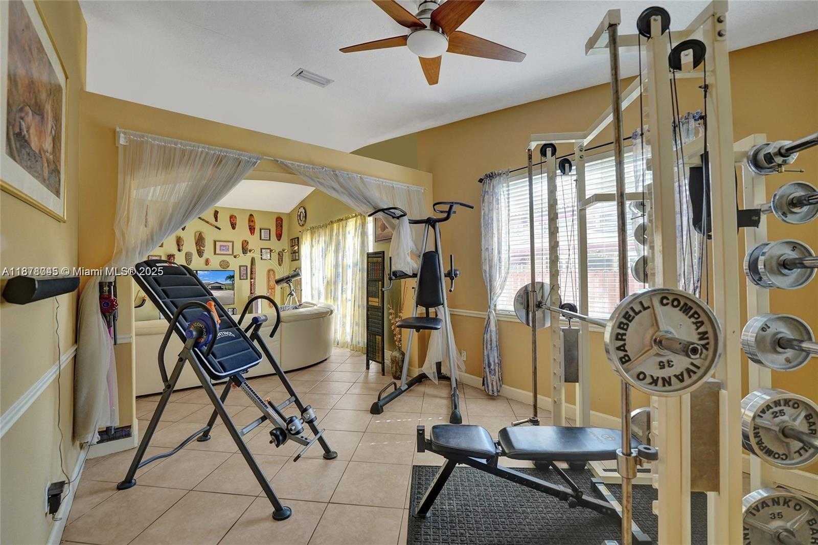Small Image of 14520 SOUTH WEST 37TH ST, Miramar Number 21