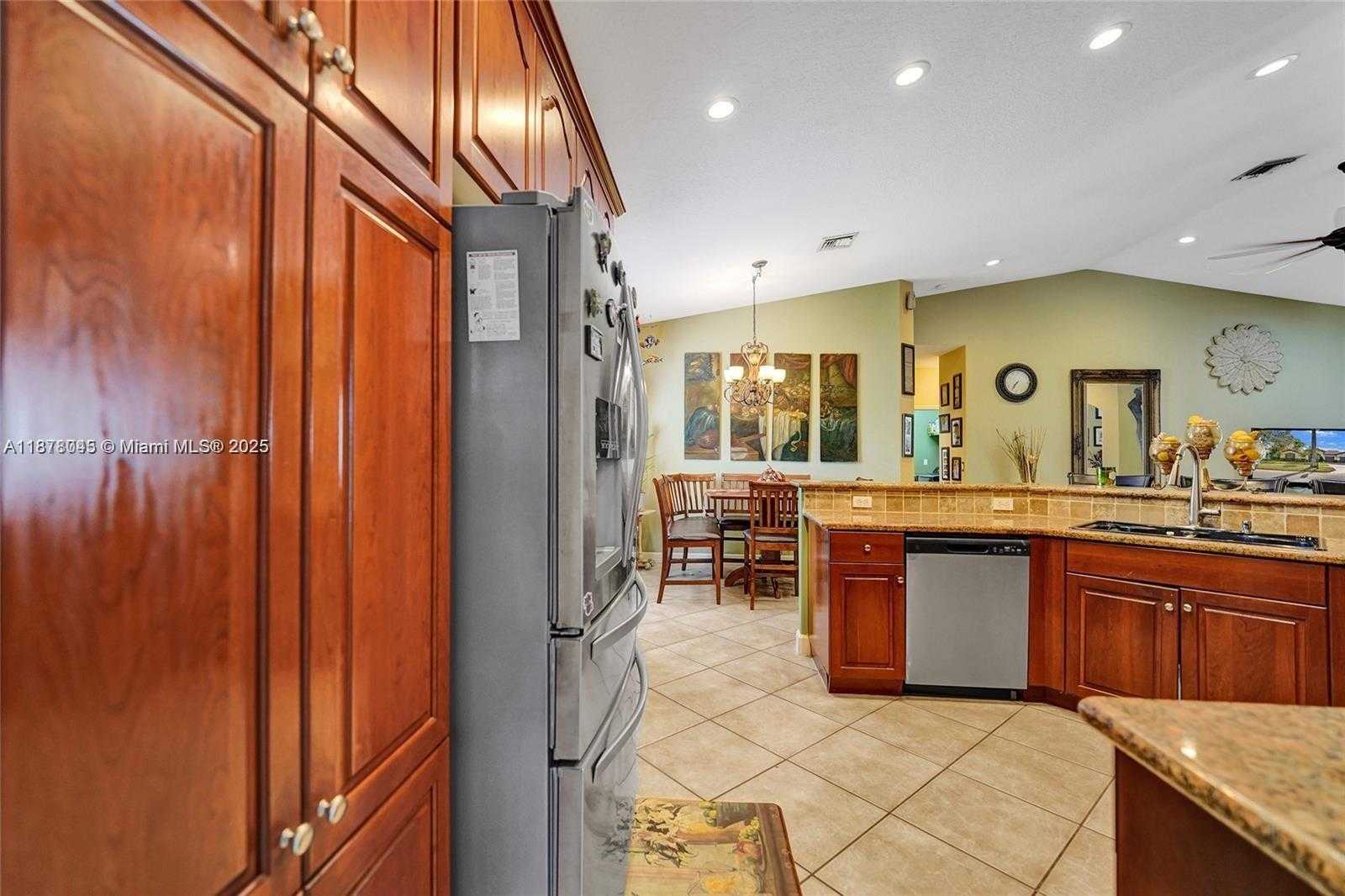 Small Image of 14520 SOUTH WEST 37TH ST, Miramar Number 27