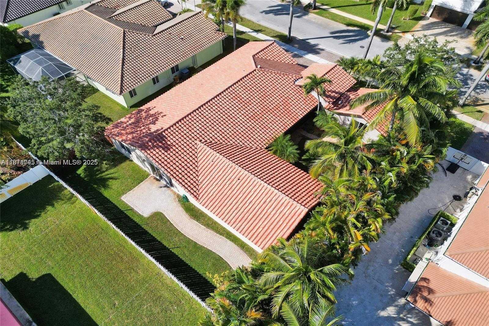 Small Image of 14520 SOUTH WEST 37TH ST, Miramar Number 4