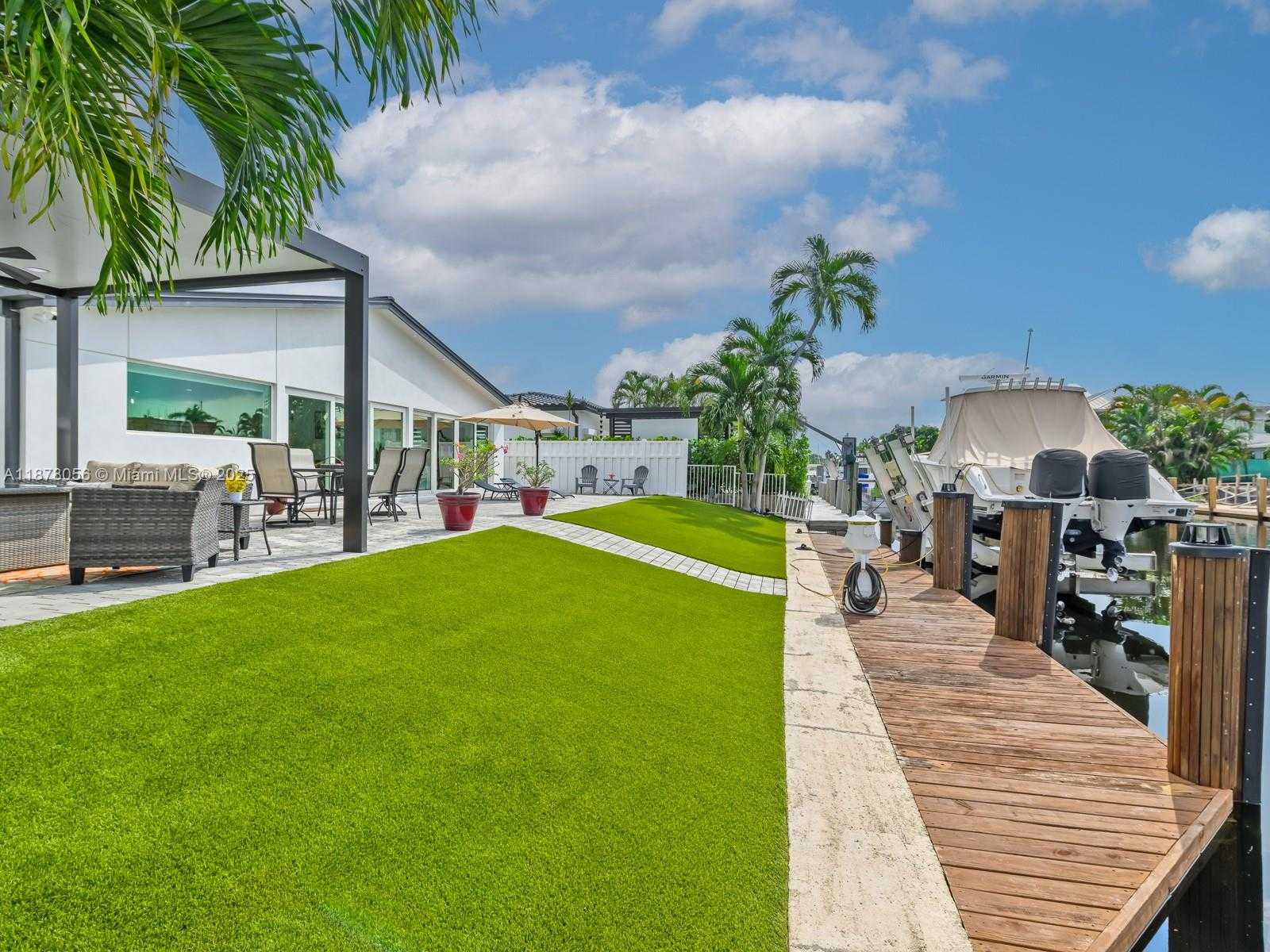Small Image of 1206 MANGO ISLE, Fort Lauderdale Number 2