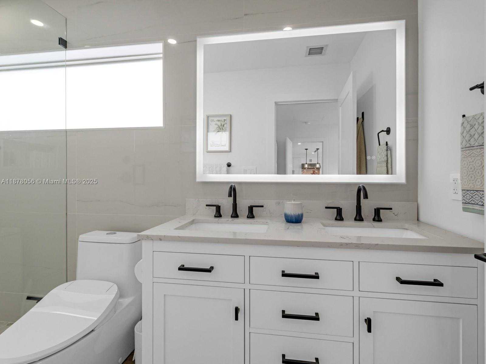 Small Image of 1206 MANGO ISLE, Fort Lauderdale Number 31