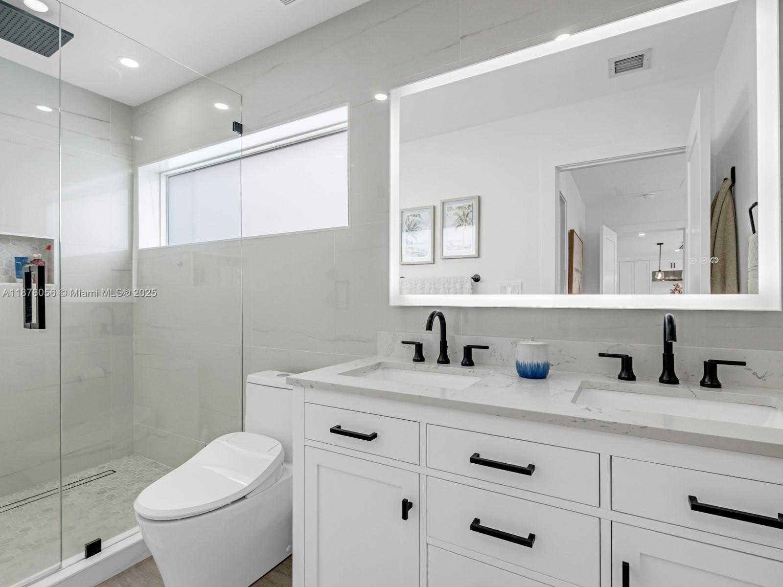 Small Image of 1206 MANGO ISLE, Fort Lauderdale Number 32