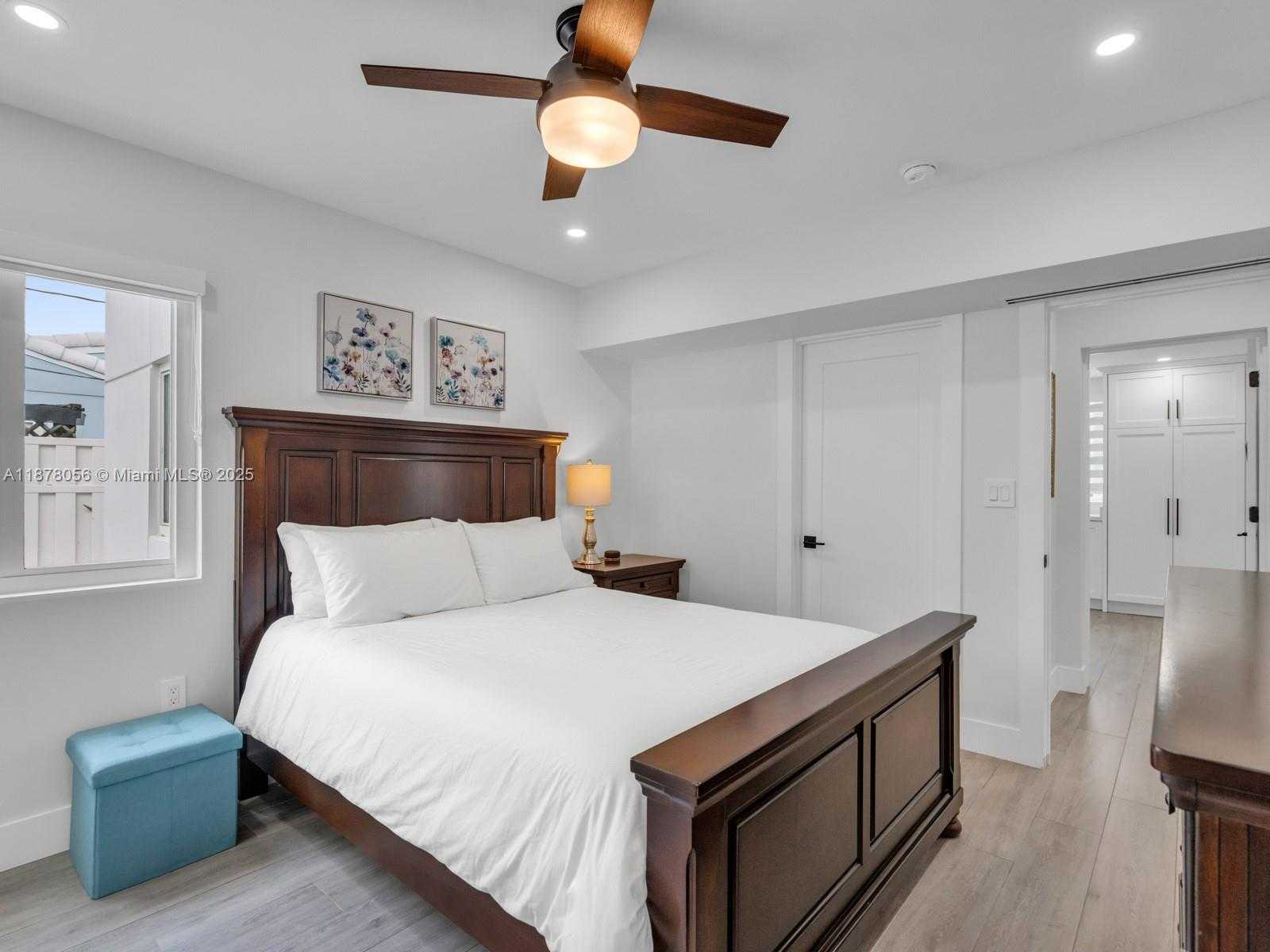 Small Image of 1206 MANGO ISLE, Fort Lauderdale Number 35