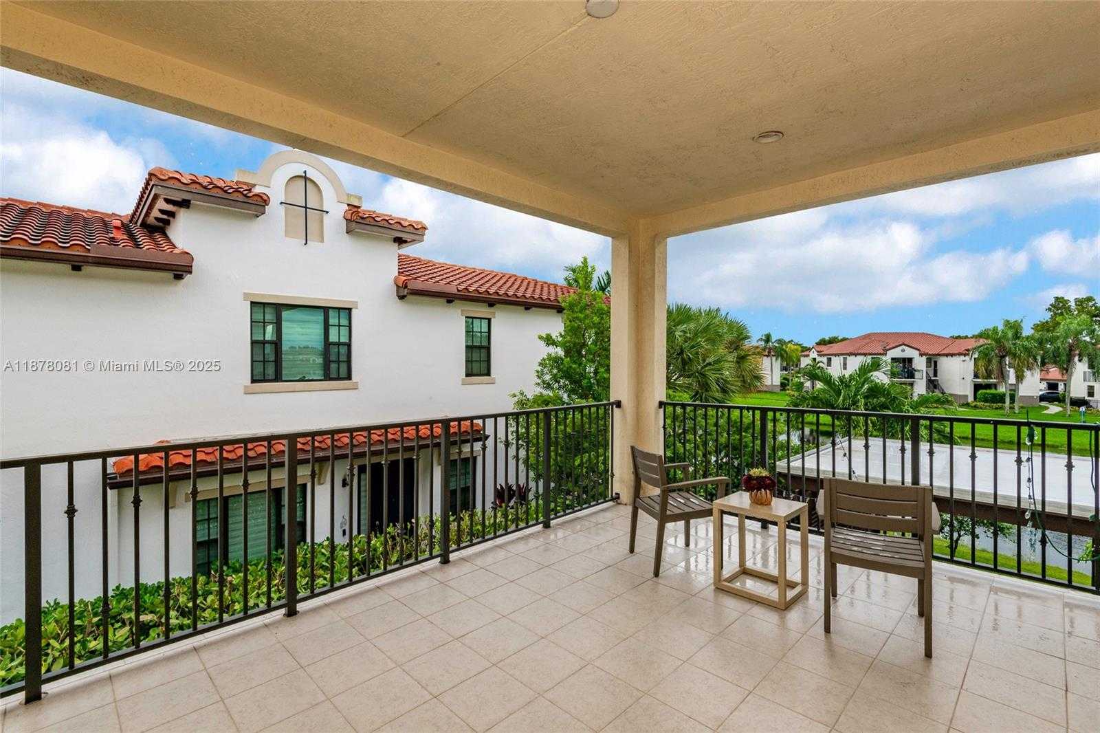 Small Image of 11816 SOUTH WEST 13TH CT, Pembroke Pines Number 41