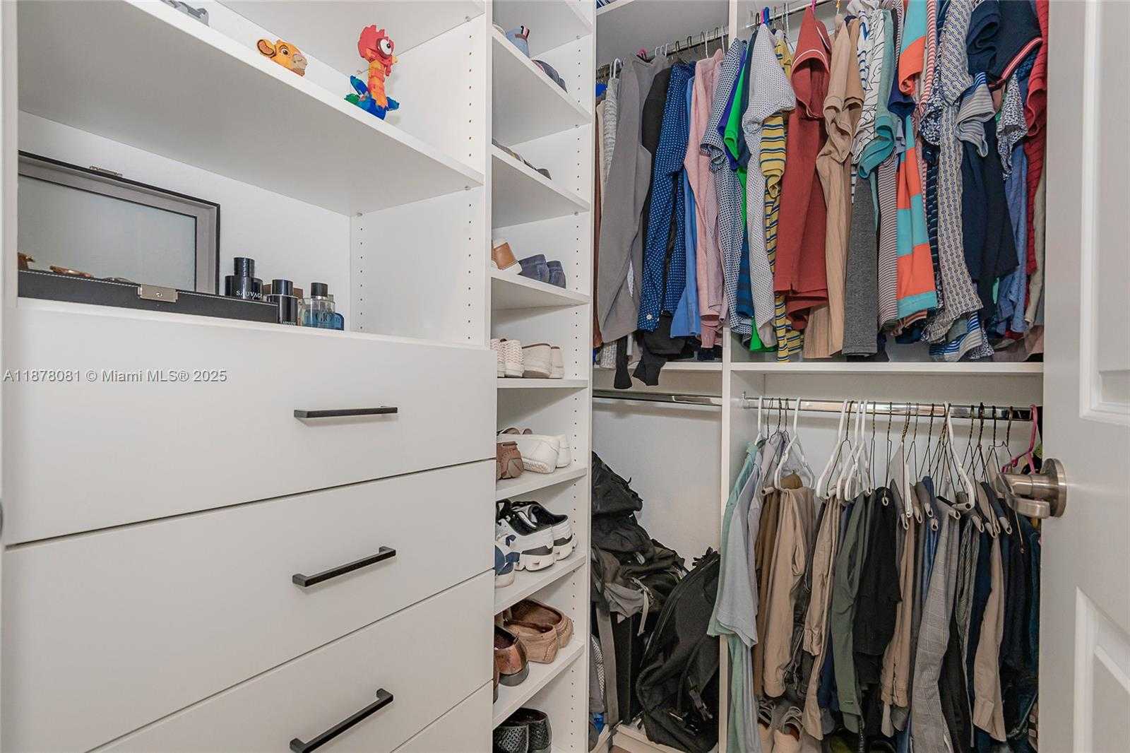 Small Image of 11816 SOUTH WEST 13TH CT, Pembroke Pines Number 48