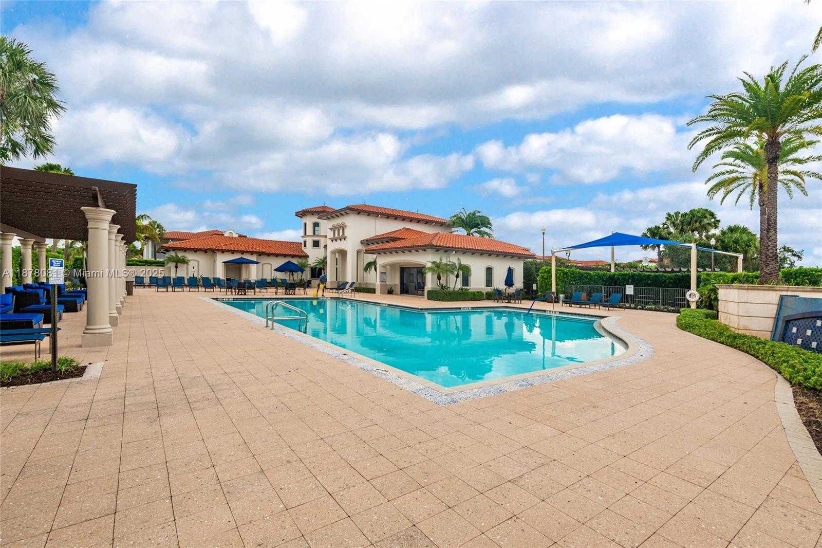 Small Image of 11816 SOUTH WEST 13TH CT, Pembroke Pines Number 70