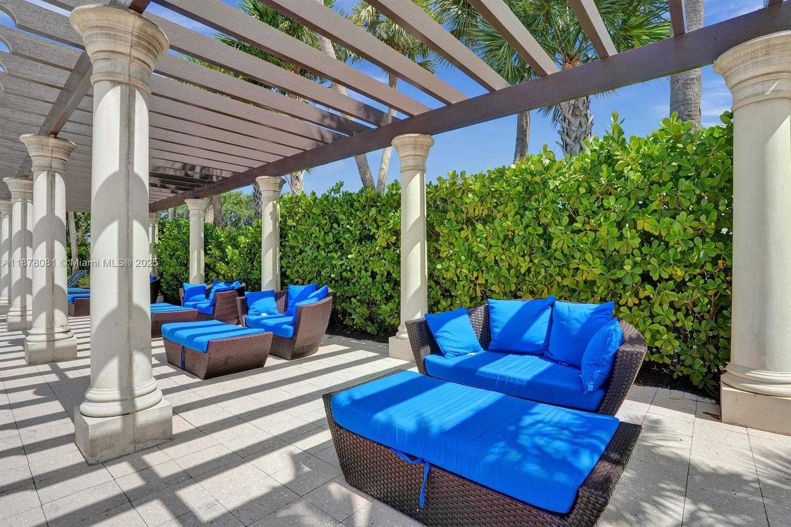 Small Image of 11816 SOUTH WEST 13TH CT, Pembroke Pines Number 71