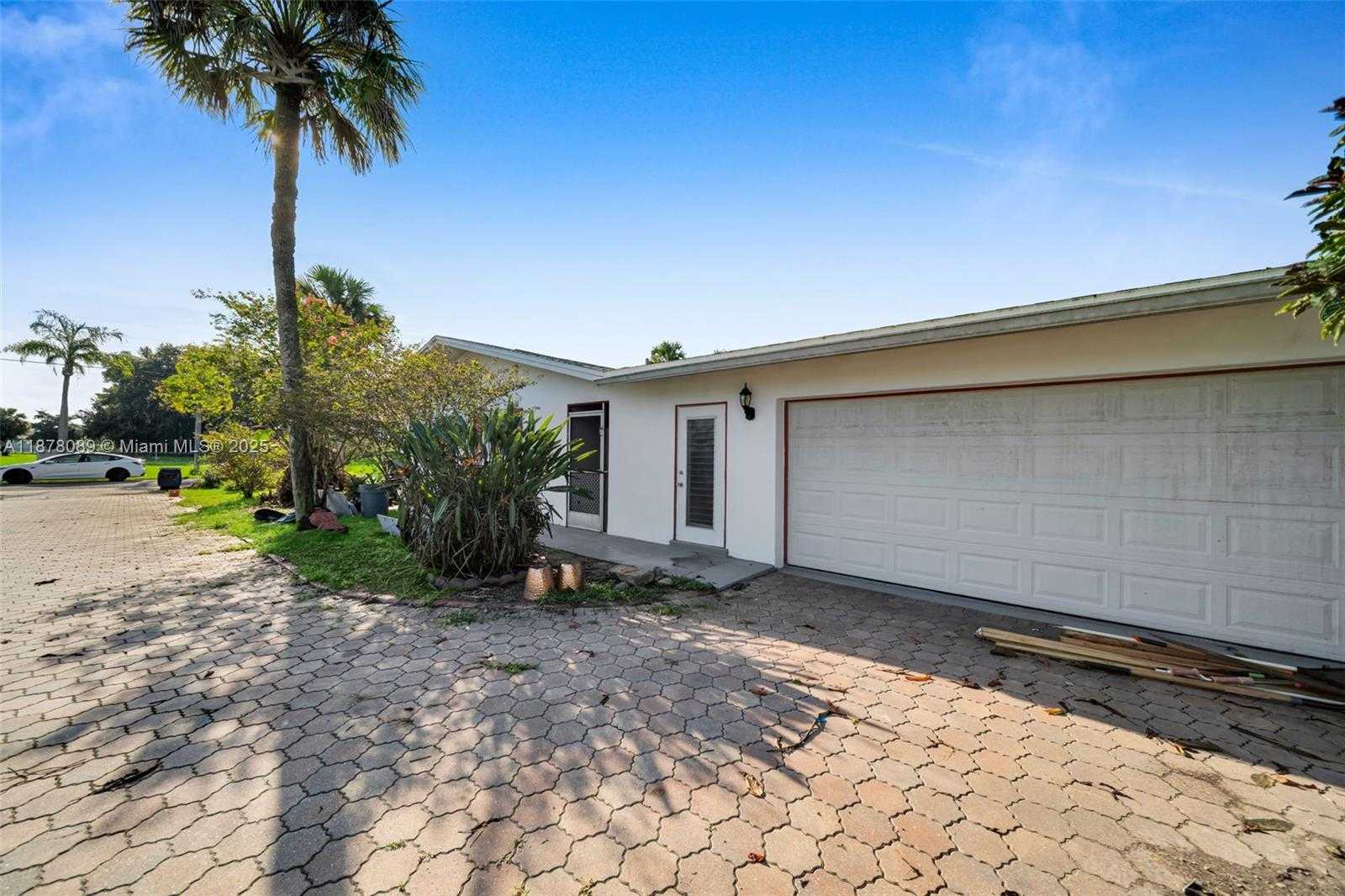 Small Image of 23 LINCOLN AVE, Lehigh Acres Number 29