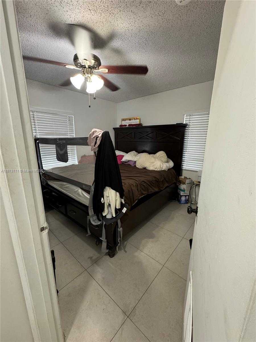Small Image of 716 SOUTH WEST 11TH AVE, Homestead Number 9