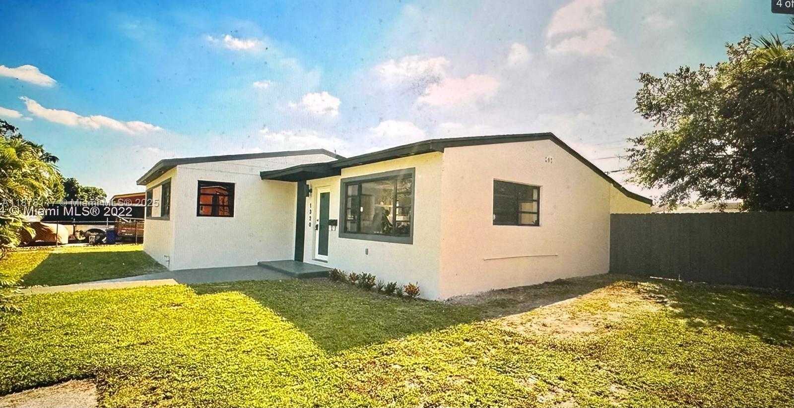 Small Image of 1320 NORTH WEST 179TH ST, Miami Gardens Number 2