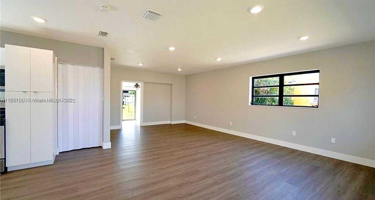 Small Image of 1320 NORTH WEST 179TH ST, Miami Gardens Number 5