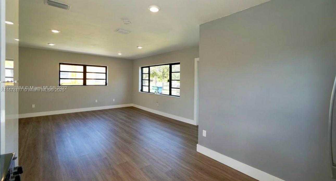 Small Image of 1320 NORTH WEST 179TH ST, Miami Gardens Number 6
