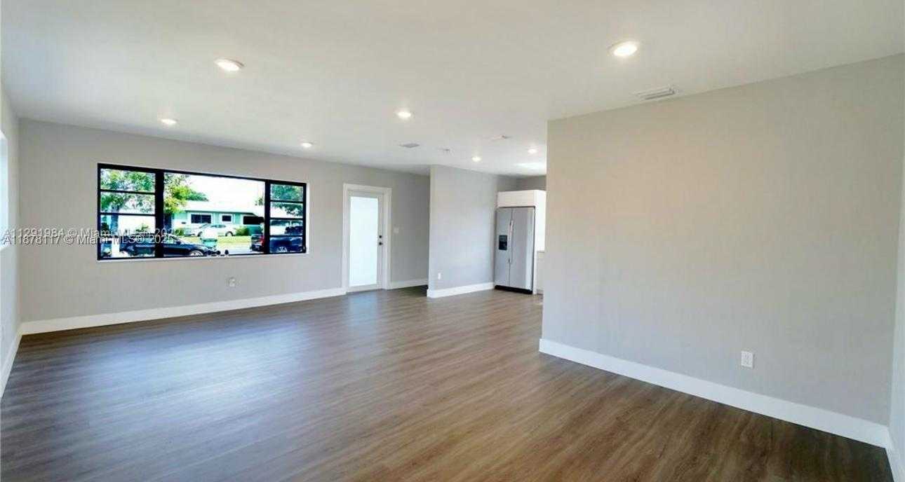 Small Image of 1320 NORTH WEST 179TH ST, Miami Gardens Number 8
