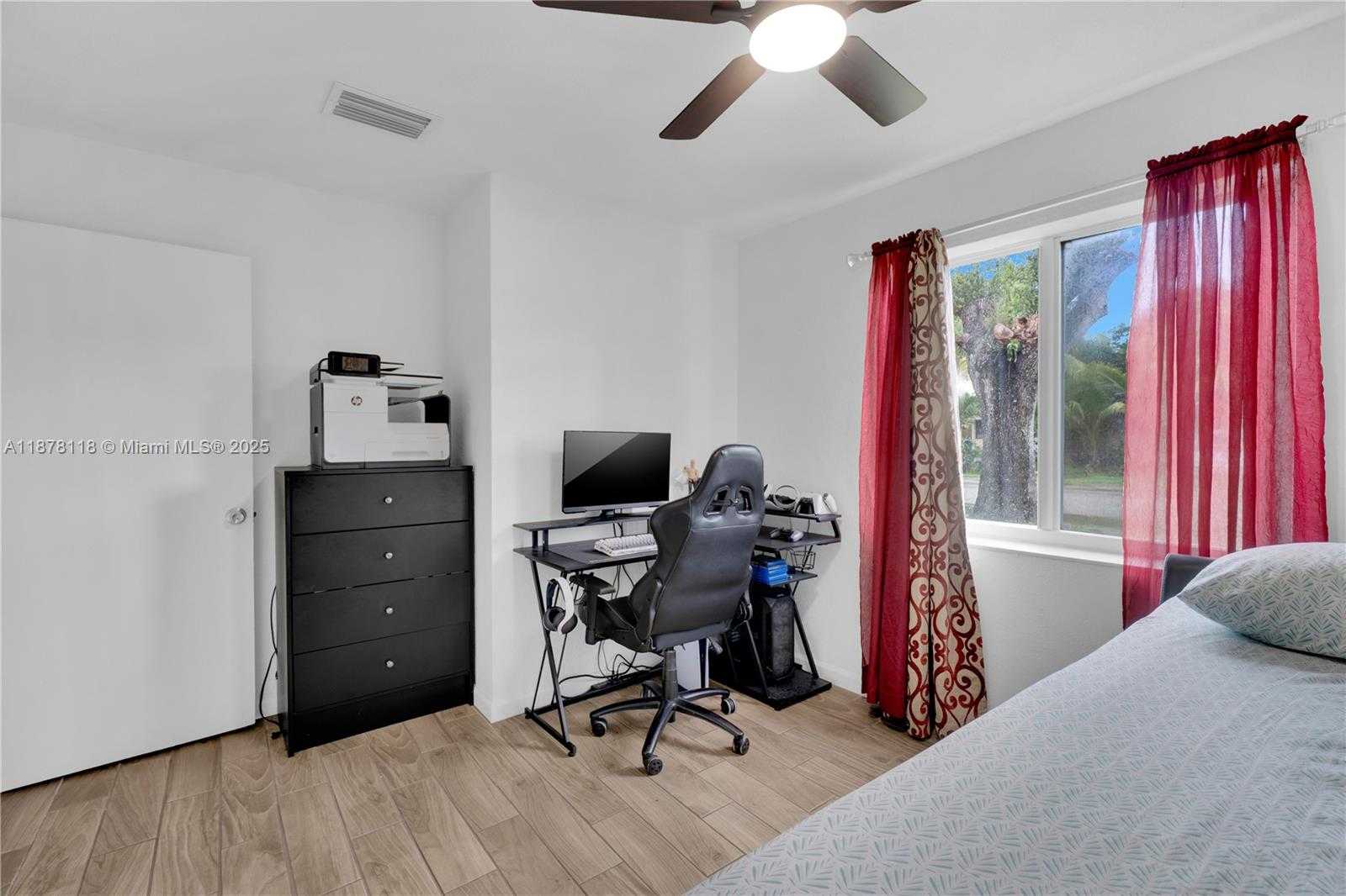 Small Image of 4390 SOUTH WEST 24TH ST, Fort Lauderdale Number 17