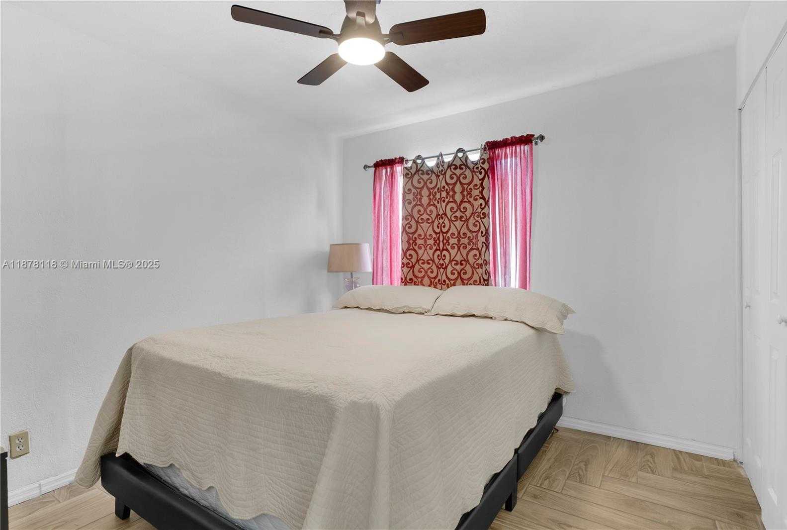 Small Image of 4390 SOUTH WEST 24TH ST, Fort Lauderdale Number 19