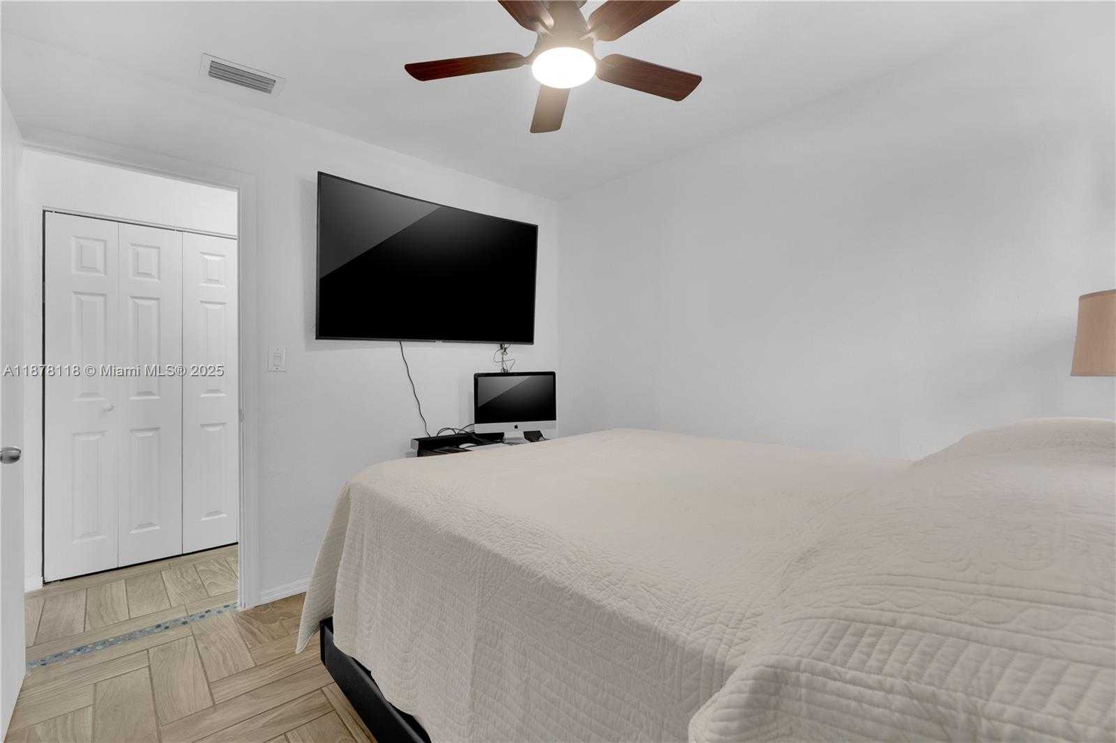 Small Image of 4390 SOUTH WEST 24TH ST, Fort Lauderdale Number 20