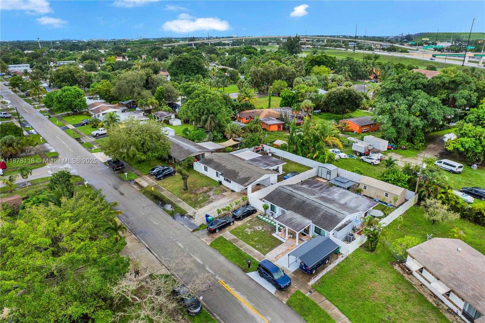 Small Image of 4390 SOUTH WEST 24TH ST, Fort Lauderdale Number 37