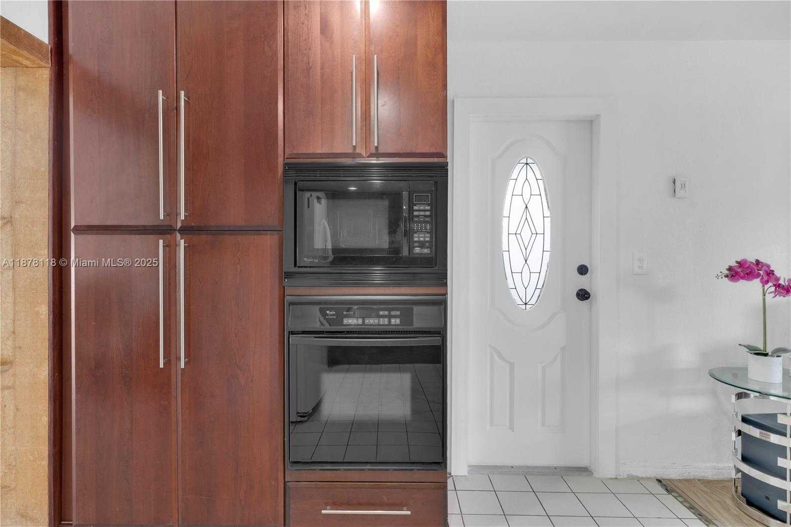 Small Image of 4390 SOUTH WEST 24TH ST, Fort Lauderdale Number 8