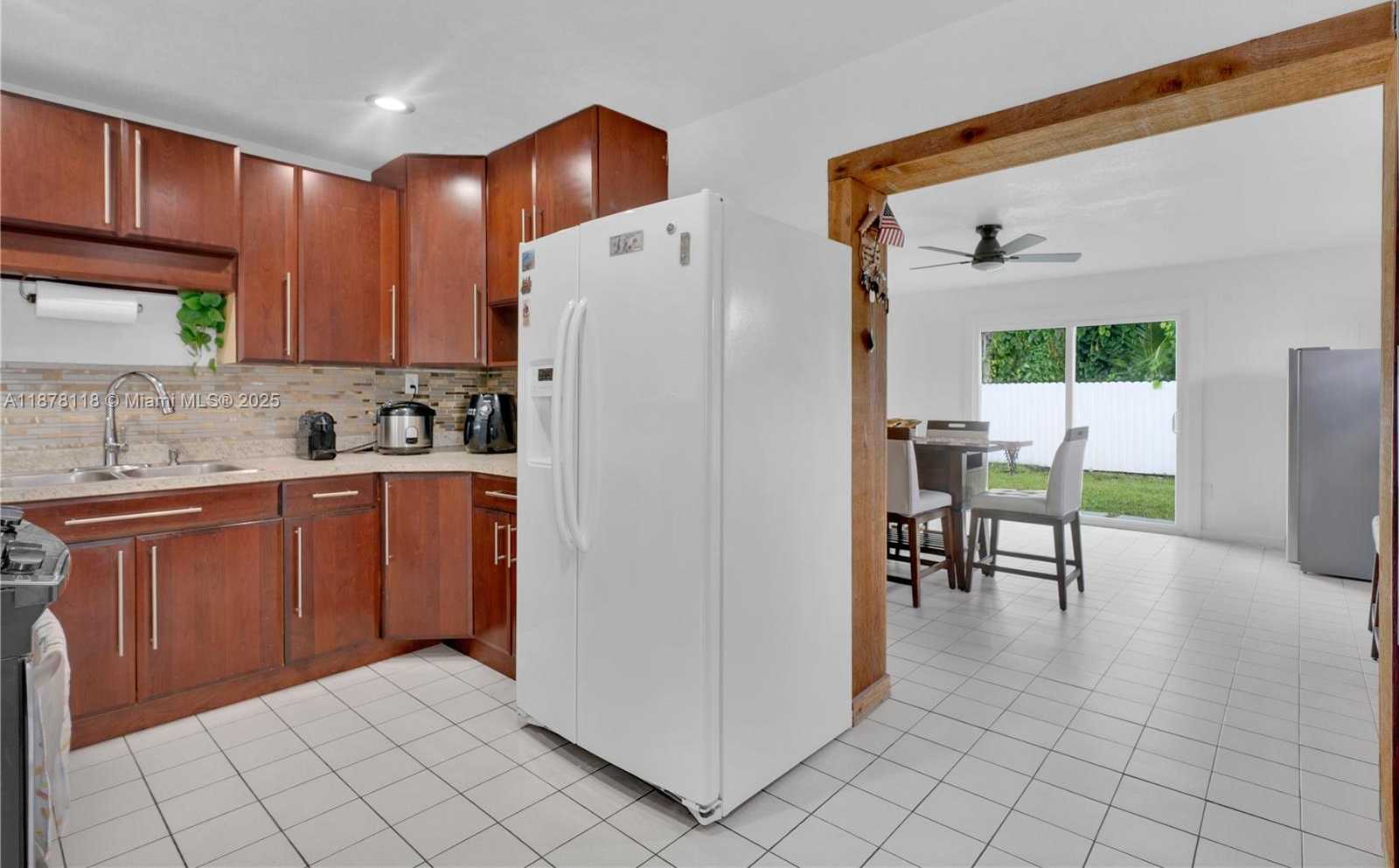 Small Image of 4390 SOUTH WEST 24TH ST, Fort Lauderdale Number 9