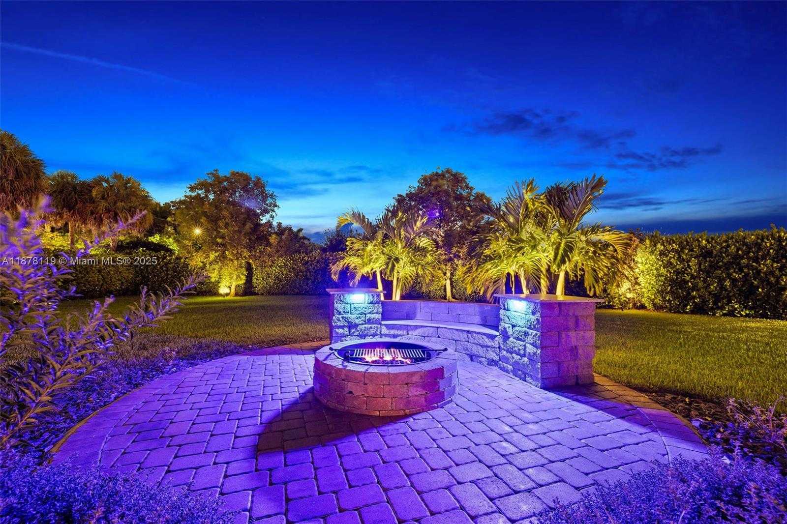 Small Image of 5795 NORTH STERLING RANCH DR, Davie Number 15