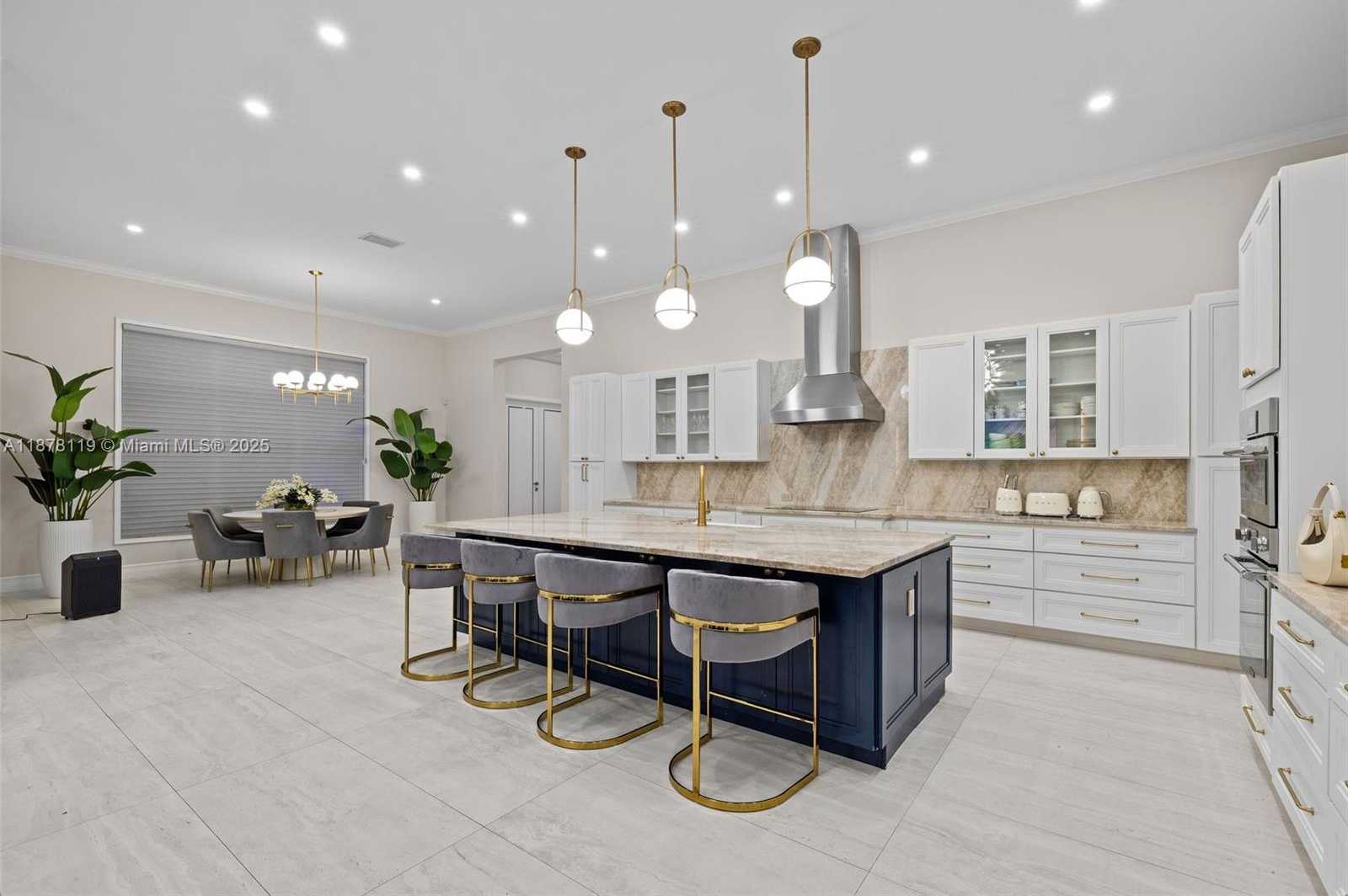 Small Image of 5795 NORTH STERLING RANCH DR, Davie Number 19