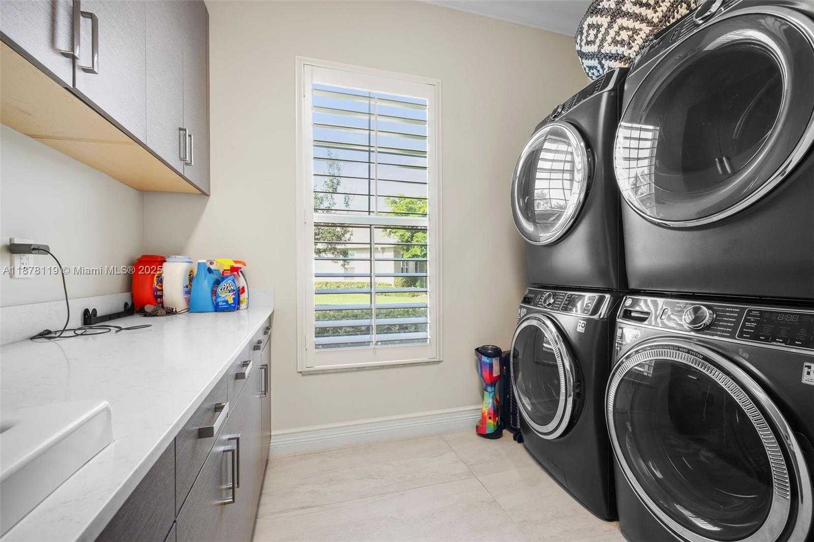 Small Image of 5795 NORTH STERLING RANCH DR, Davie Number 48