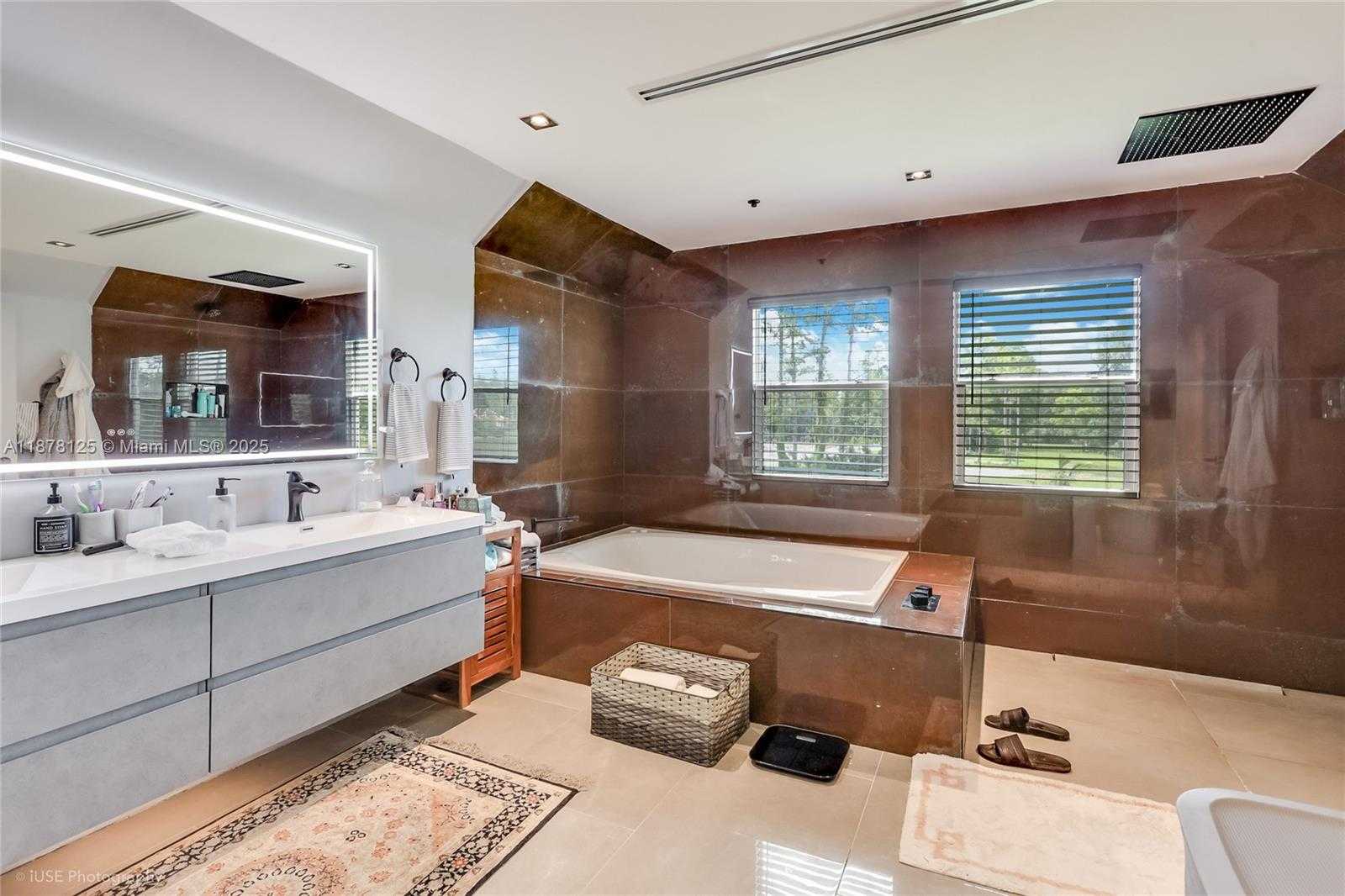 Small Image of 5681 REYNOLDS RD, Wellington Number 12